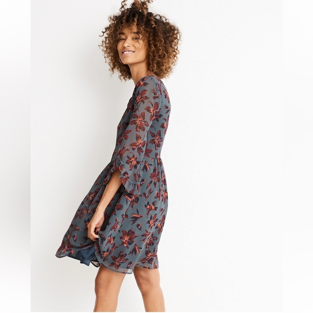 Madewell Moonblossom Ruffle-Sleeve Dress in Winter Orchid - Picture 4 of 11
